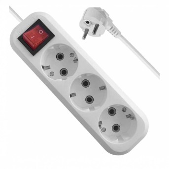 Удлинитель с заземлением Defender L330 16 А, 7 м, 3 розетки, выключ, белый в Metoo.kz - Metoo (1)