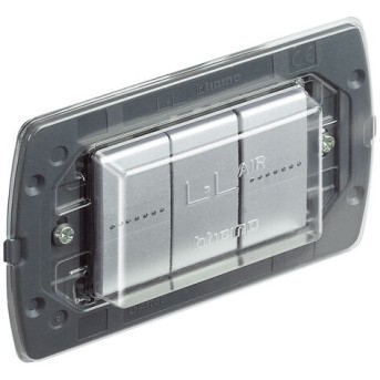 Legrand LN4703C LivingLight Суппорт для рамок AIR на 3 модуля - Metoo (1)