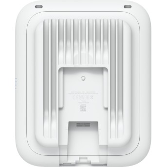 Ubiquiti U7-Outdoor All-weather WiFi 7 AP with 4 spatial streams, an integrated directional super antenna, and versatile mounting options - Metoo (3)